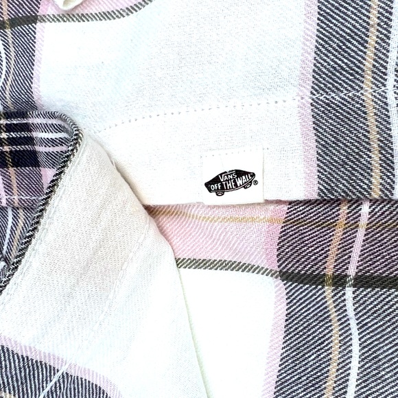 VANS, SMALL (S), FLANNEL LADIES LONG SLEVES SHIRT, BEIGE BASE GREY GREEN LINES - Picture 6 of 13